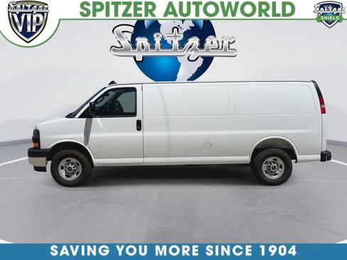 Used 2025 GMC Savana 2500 Extended w/ Driver Convenience Package RWD image 6
