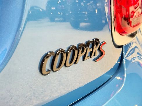 Used 2022 MINI Cooper S image 61