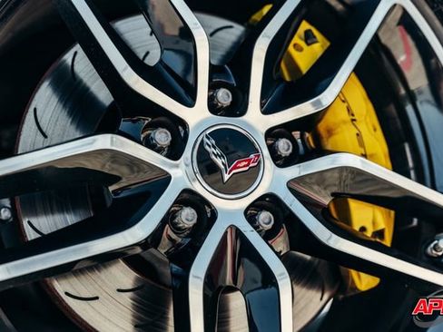 Used 2015 Chevrolet Corvette Stingray Coupe w/ 3LT Preferred Equipment Group RWD image 4