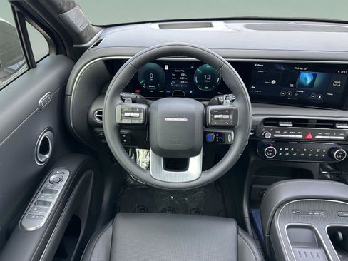 New 2026 Hyundai Palisade Calligraphy FWD image 9