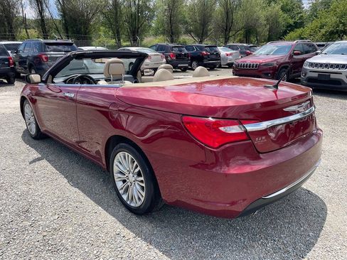 Used 2013 Chrysler 200 Limited FWD image 19