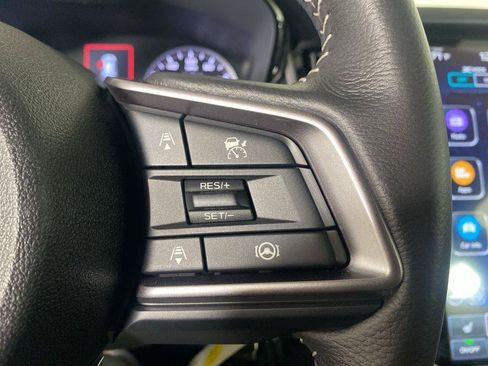 Used 2025 Subaru Outback Premium AWD/4WD image 19