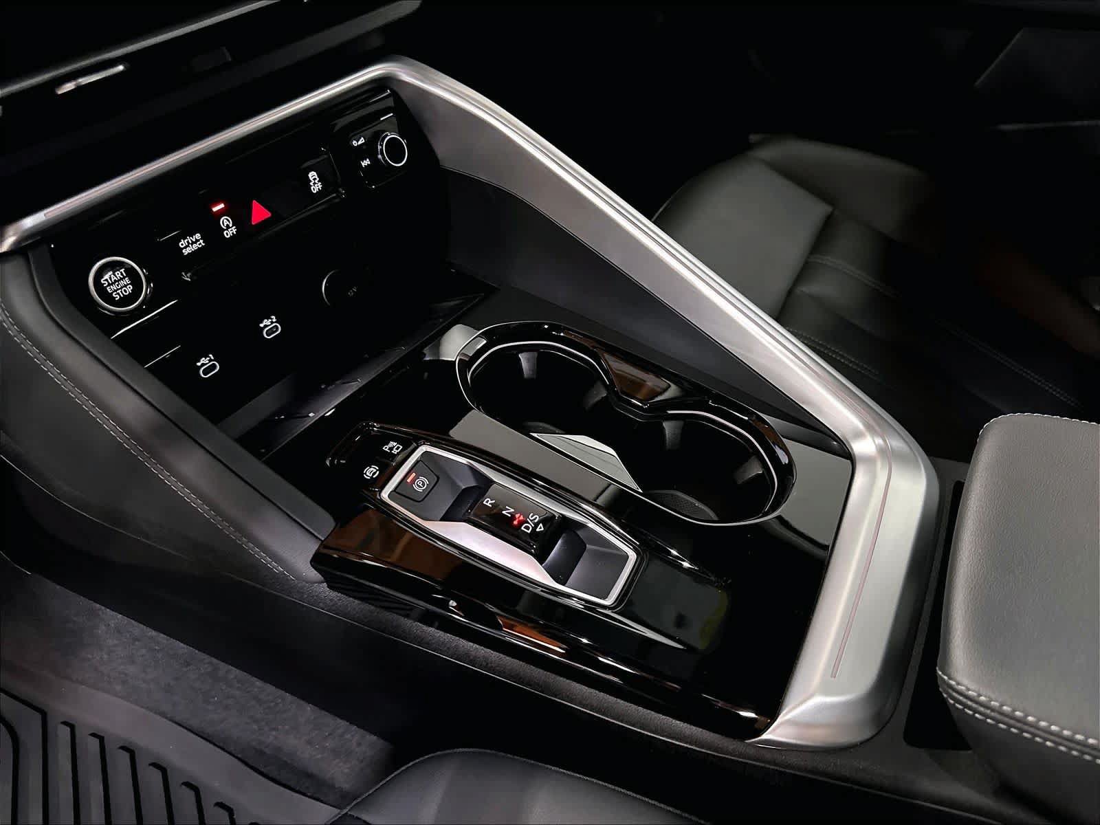Certified 2025 Audi Q5 Premium w/ Premium Plus AWD/4WD image 19