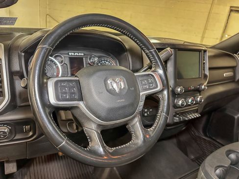 Used 2022 RAM 2500 Big Horn w/ Level 1 Equipment Group AWD/4WD image 27