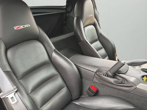 Used 2007 Chevrolet Corvette Z06 w/ Preferred Equipment Group RWD image 29