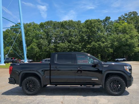 Used 2022 GMC Sierra 1500 Elevation w/ Preferred Package AWD/4WD image 2