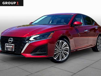 Certified 2023 Nissan Altima 2.5 SL