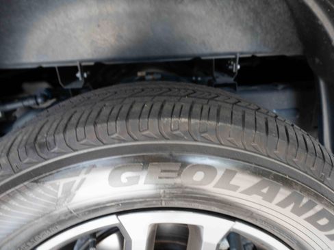 Used 2024 Toyota Tundra Platinum image 29