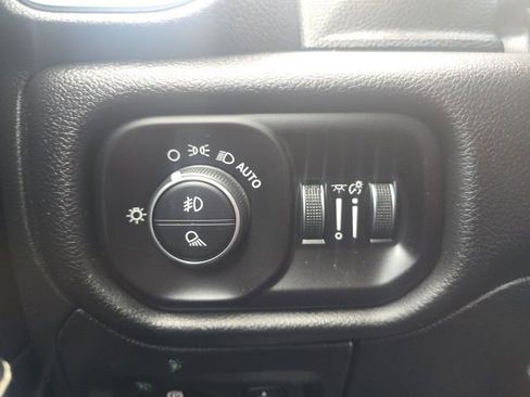 Certified 2025 RAM 1500 Laramie image 11