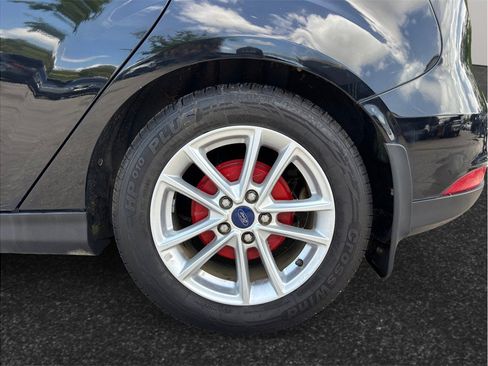 Used 2016 Ford Focus SE FWD image 13