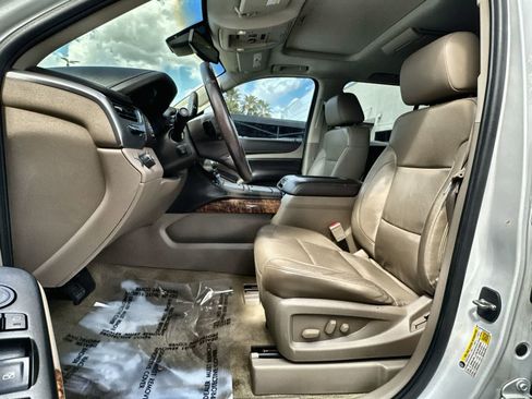 Used 2016 Chevrolet Tahoe LTZ image 3