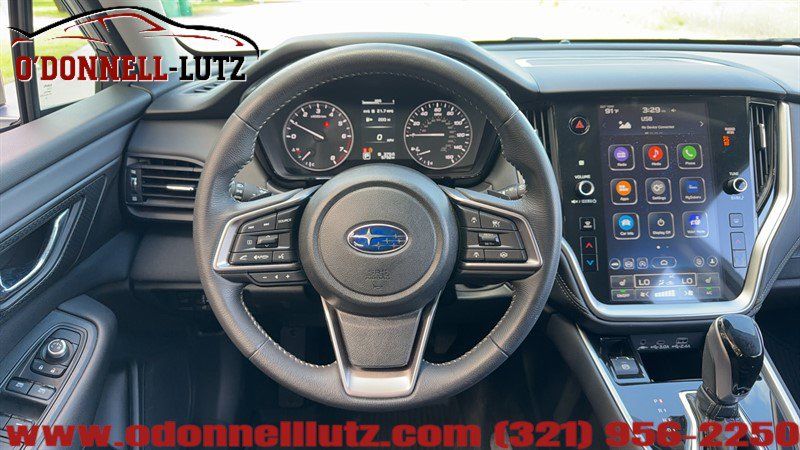 Used 2025 Subaru Outback Premium AWD/4WD image 14