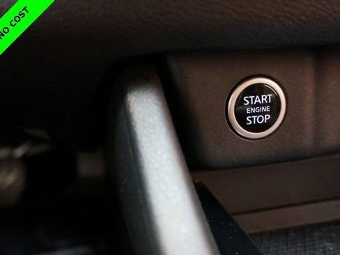 Used 2023 Nissan Rogue SV image 24