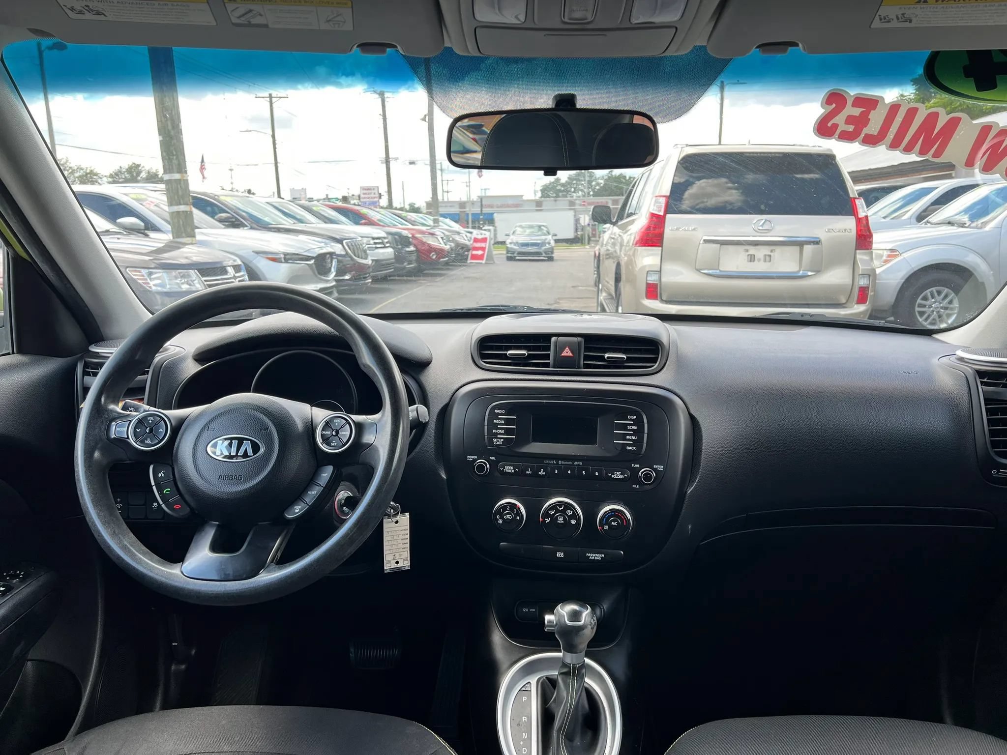 Used 2014 Kia Soul + FWD image 10