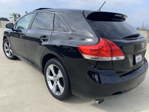 Used 2011 Toyota Venza FWD V6 4dr Crossover w/ Leather Pkg image 12