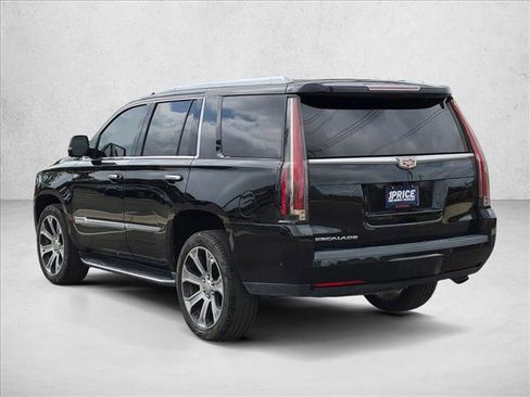 Used 2017 Cadillac Escalade Premium Luxury AWD/4WD image 7