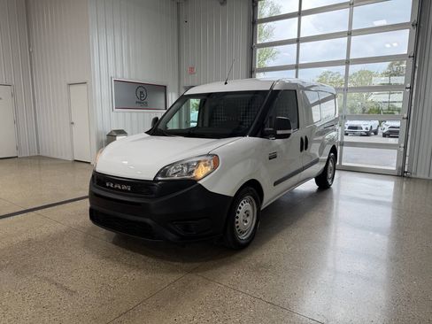 Used 2021 RAM ProMaster City Tradesman FWD image 2