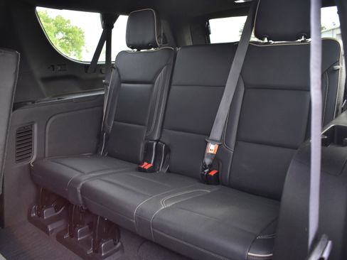 Used 2021 GMC Yukon XL SLT AWD/4WD image 29