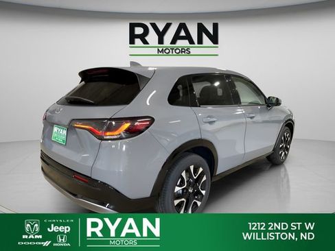 New 2026 Honda HR-V EX-L image 10