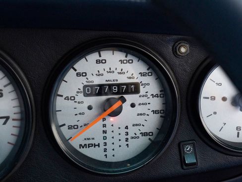 Used 1996 Porsche 911 Carrera RWD image 21