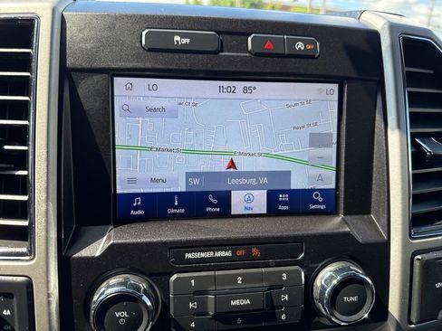 Used 2019 Ford F150 Lariat image 32