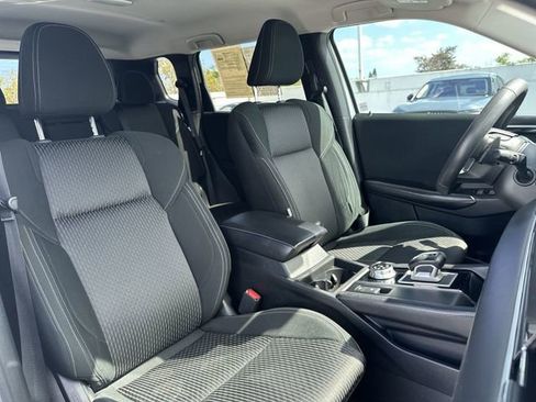 Used 2024 Mitsubishi Outlander ES FWD image 30