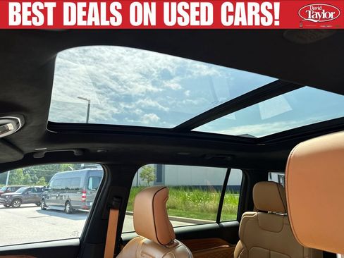 Used 2025 Jeep Grand Cherokee L Summit AWD/4WD image 13