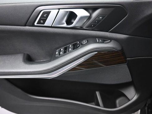 Used 2020 BMW X5 xDrive40i w/ Premium Package image 10