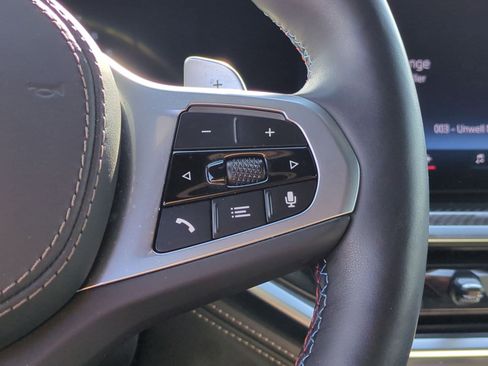 Certified 2025 BMW X7 M60i image 20