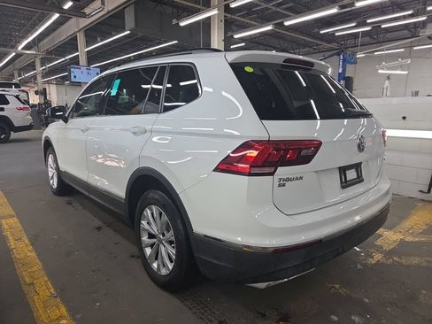 Used 2018 Volkswagen Tiguan SE AWD/4WD image 4