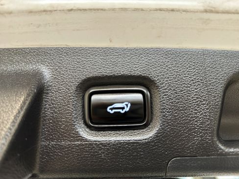 Used 2023 Hyundai Santa Fe Calligraphy AWD/4WD image 30