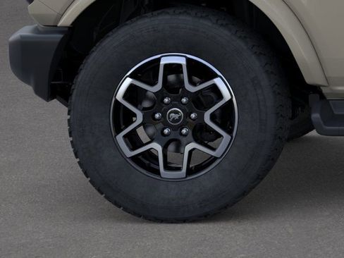 New 2025 Ford Bronco Outer Banks AWD/4WD image 40
