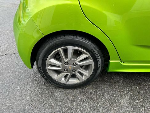 Used 2015 Chevrolet Spark LT image 46