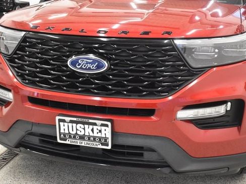 Used 2023 Ford Explorer ST-Line w/ Class IV Trailer Tow Package AWD/4WD image 14