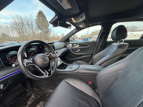 Used 2022 Mercedes-Benz E 350 4MATIC Sedan image 13