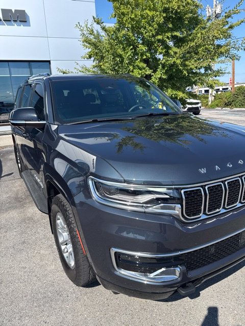 Used 2024 Jeep Wagoneer 4WD w/ HD Trailer Tow Package image 8