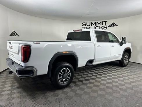 Used 2024 GMC Sierra 3500 SLE w/ SLE Convenience Package image 4