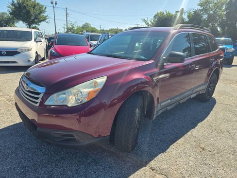 Used 2011 Subaru Outback 2.5i AWD/4WD image 3