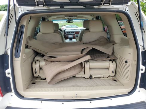 Used 2013 Chevrolet Tahoe LTZ AWD/4WD image 6