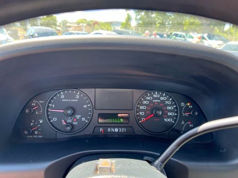 Used 2005 Ford F250 XLT AWD/4WD image 11