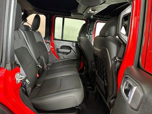 Used 2022 Jeep Wrangler Unlimited Rubicon 4xe w/ Steel Bumper Group image 27