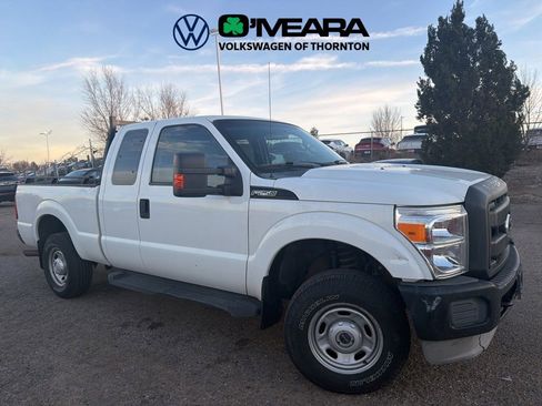 Used 2011 Ford F250 XL image 2