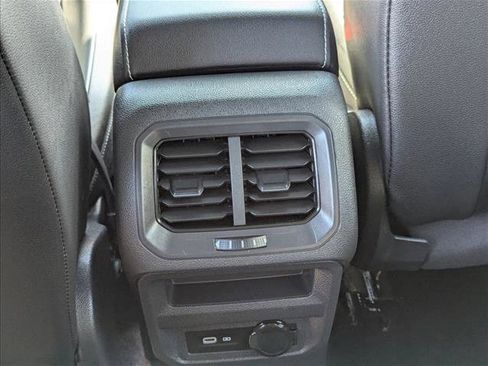 Used 2021 Volkswagen Tiguan SEL Premium R-Line image 19