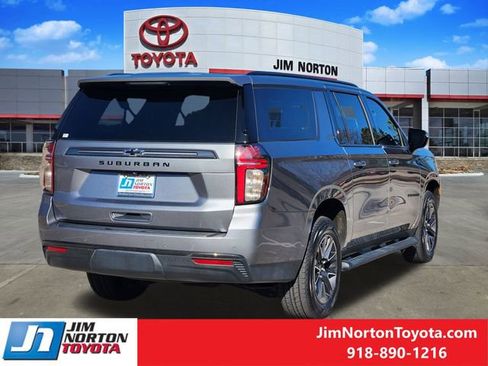 Used 2021 Chevrolet Suburban Z71 image 6