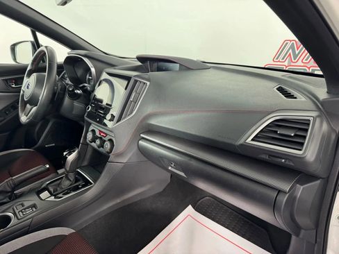 Used 2022 Subaru Impreza 2.0i Sport image 12