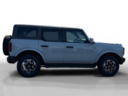 New 2026 Ford Bronco Outer Banks AWD/4WD image 6