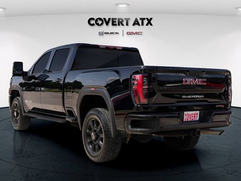 Used 2025 GMC Sierra 2500 AT4 w/ AT4 Premium Plus Package AWD/4WD image 6