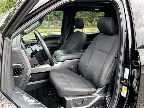 Used 2020 Ford F150 XLT w/ Equipment Group 302A Luxury AWD/4WD image 24