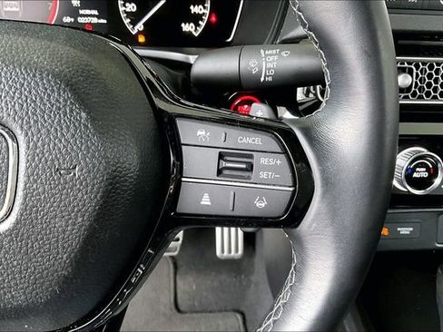 Used 2024 Honda Civic Sport image 11
