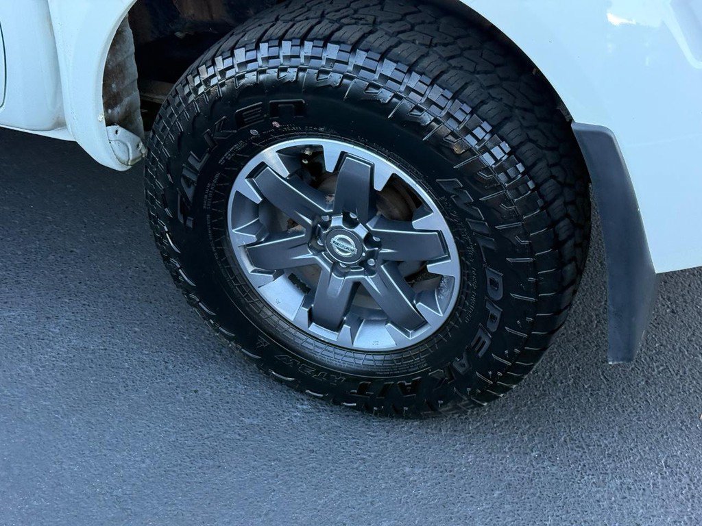 Used 2016 Nissan Frontier PRO-4X w/ Pro-4x Luxury Package AWD/4WD image 7